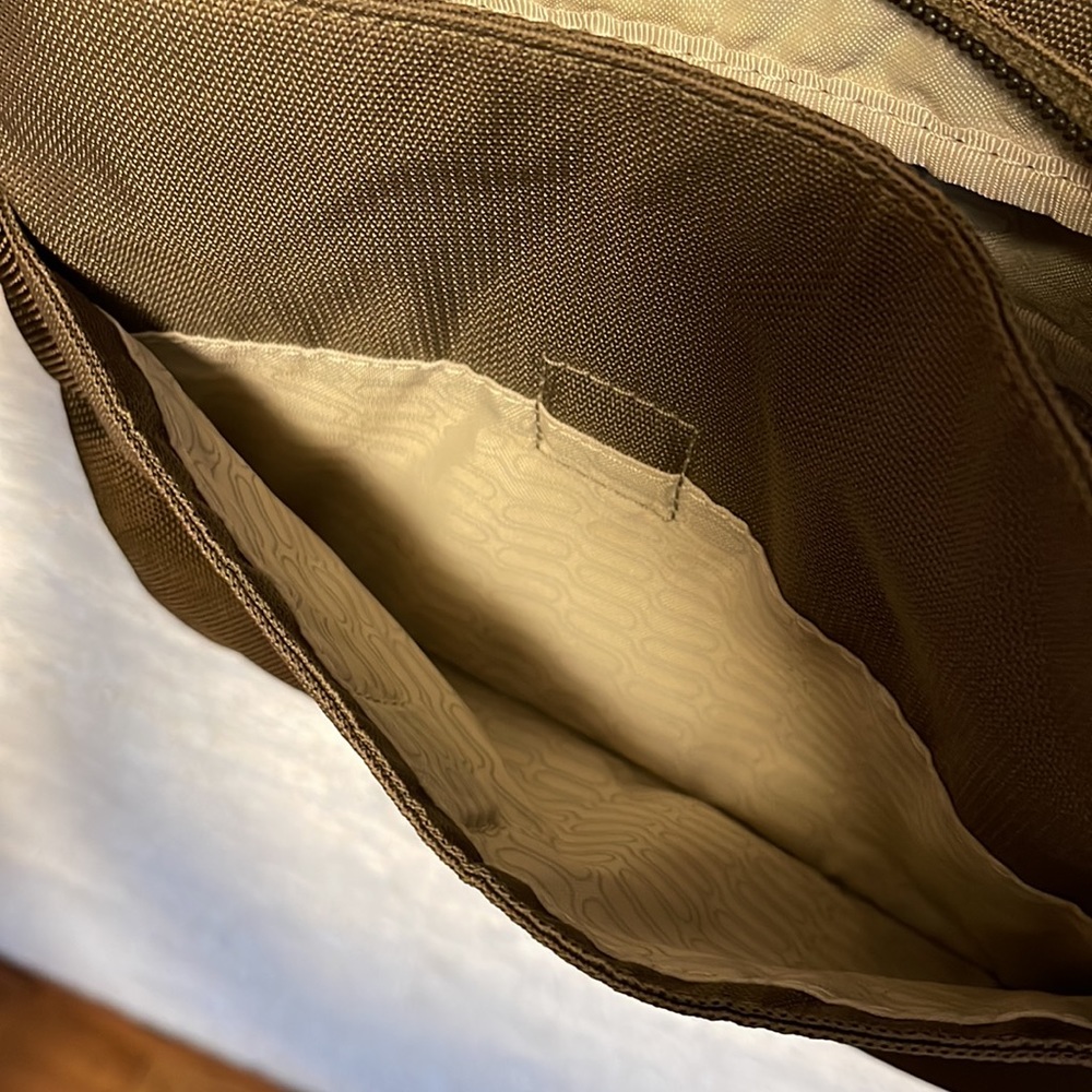 Tumi Alpha Travel Pocket Bag Small Purse - Picture 7 of 8